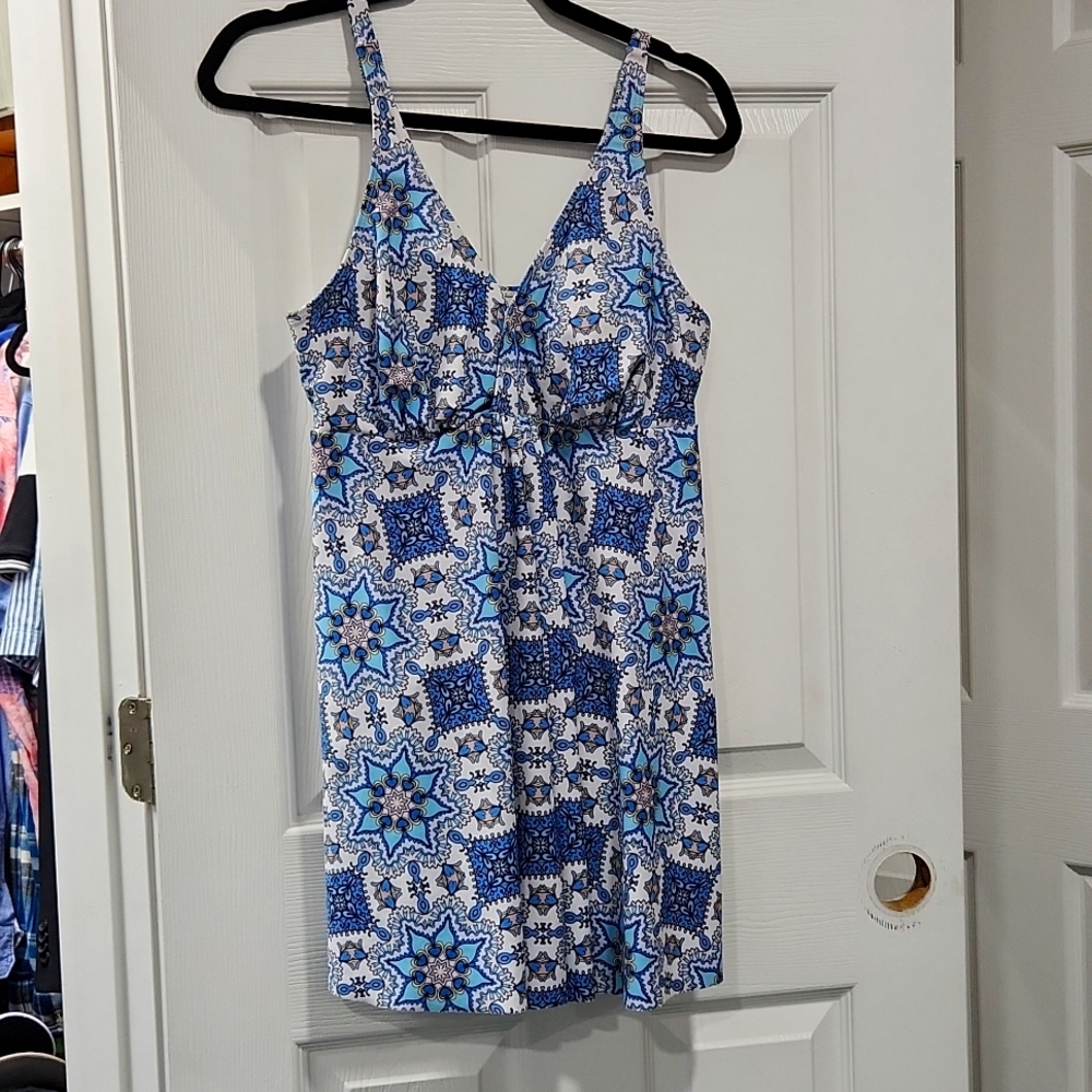 LG one pc bathing suit